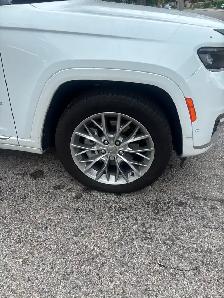 2025 Jeep Grand Cherokee L Summit - Photo 4