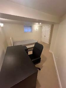 10-Minute Walk to McMaster, Room for Rent - Photo 5