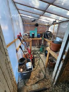 Greenhouse - Photo 2