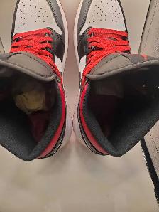 Air Jordan 1 Mid size 9 mens - Photo 3