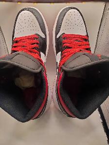 Air Jordan 1 Mid size 9 mens - Photo 4