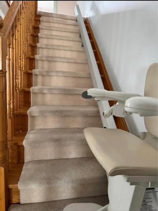 Stairlift Chair Lift for Straight Stairs