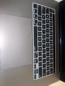 2019 MacBook Pro 16" – Intel i7 / 16GB RAM – Excellent Condition - Photo 2