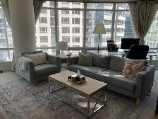 HUGE downtown 750 sq ft 1 Den Condo - Spadina & Front w parking - Photo 2