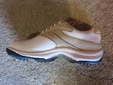 GET 3 NEW PAIRS $550 RETAIL LADIES GOLF SHOES FOR #$150#