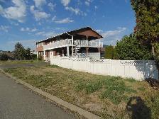 HUGE RENTAL PROPERTY ! PANORAMIC VIEWS! SPACIOUS HOME - Photo 6