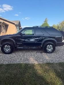 Chevrolet Blazer ZR2 - Photo 2
