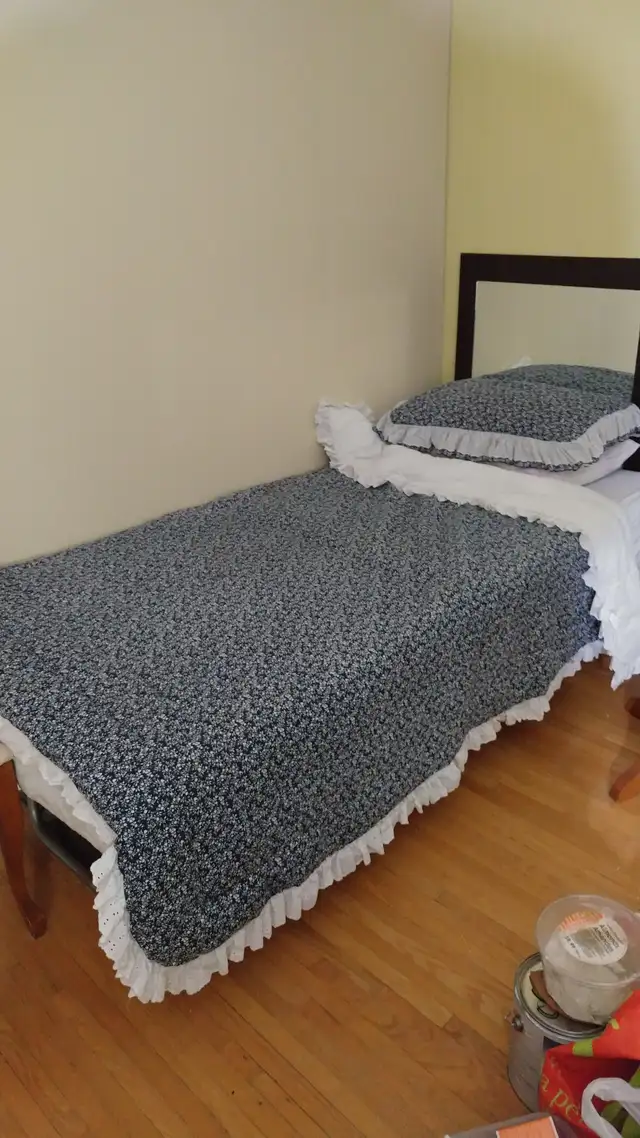 ROOM FOR$599/MO,BASE,RICHMOND HILL,416.839.8485