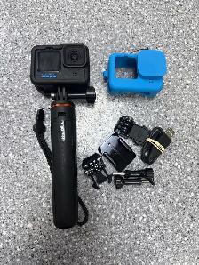 Go Pro Hero 11 Black Action Camera With Tripod And Accessories - Photo 2
