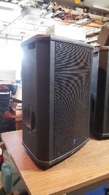 Pair of Yorkville NX300 15' P.A. Speakers, 300 watts, 8 ohms - Photo 4