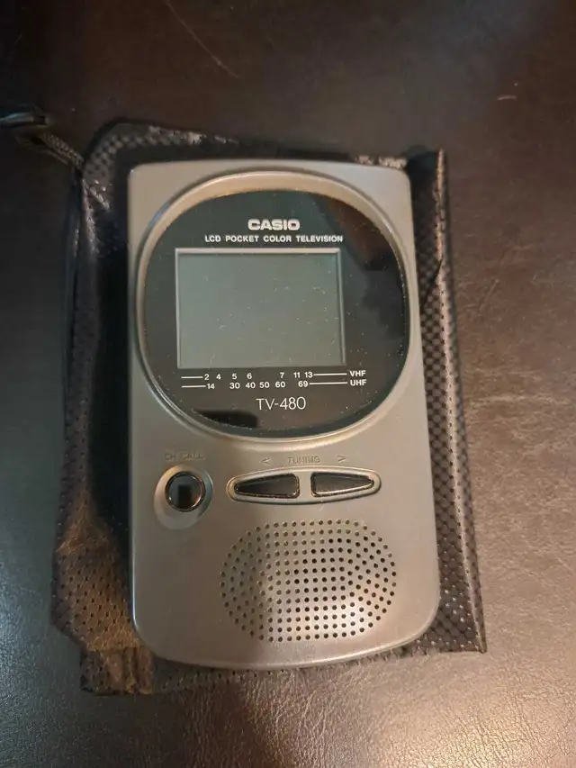 Casio TV-480 LCD Pocket Color Television