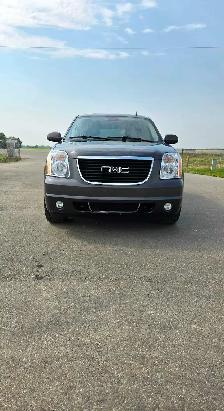 2010 Yukon Denali - Photo 2