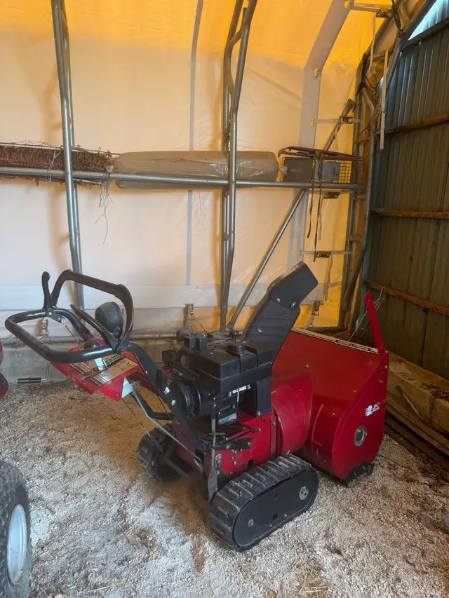 Tracked Snowblower 10/26