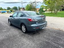 2012 Mazda 3 Low KM!!! - Photo 5