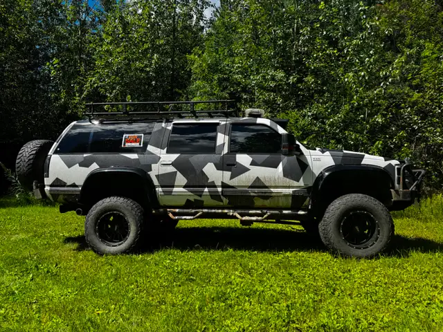 99 Suburban