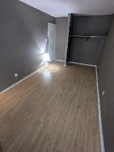 4 mins to Algonquin, Move in today! Woodroffe/Majestic,all inclu - Photo 2
