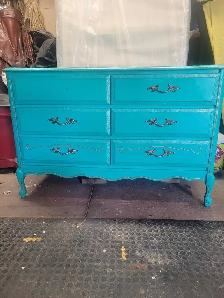 Girls dresser