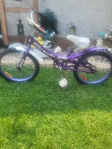 Girls bike