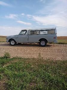 1968 Chevy C10 - Photo 2