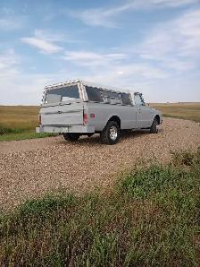 1968 Chevy C10 - Photo 5