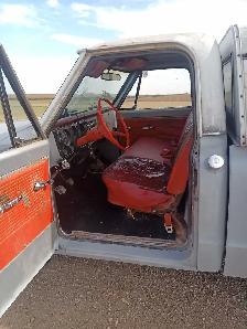 1968 Chevy C10 - Photo 7