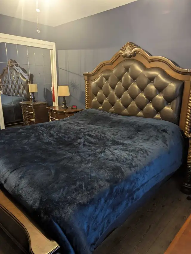 Set de chambre king bois franc