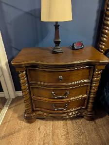 Set de chambre king bois franc - Photo 3