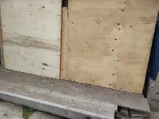 Used 3/4 ' Plywood - Photo 2
