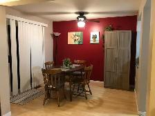 1 bedrooms upstairs available, great location for students - Photo 2