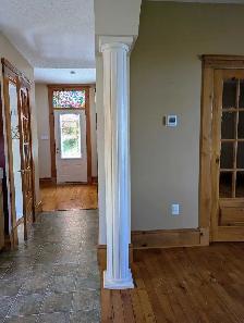 Spacious & Bright Detached Home in Quiet Milverton Neighbourhood - Photo 2