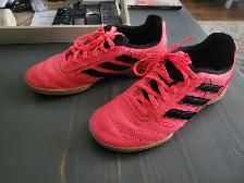 Adidas Sala indoor soccer shoes  Size 5 1/2 US. - Photo 4