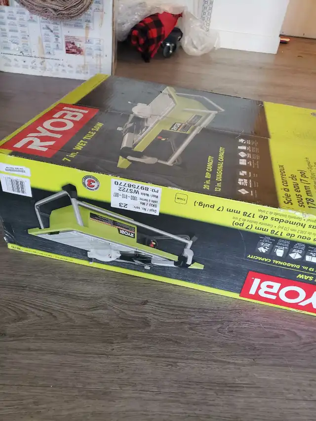 wet tile saw