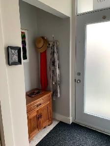 1St Floor 4 1/2 renovated with backyard/parking available - Photo 4