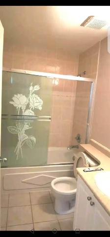 room for rent - Photo 3