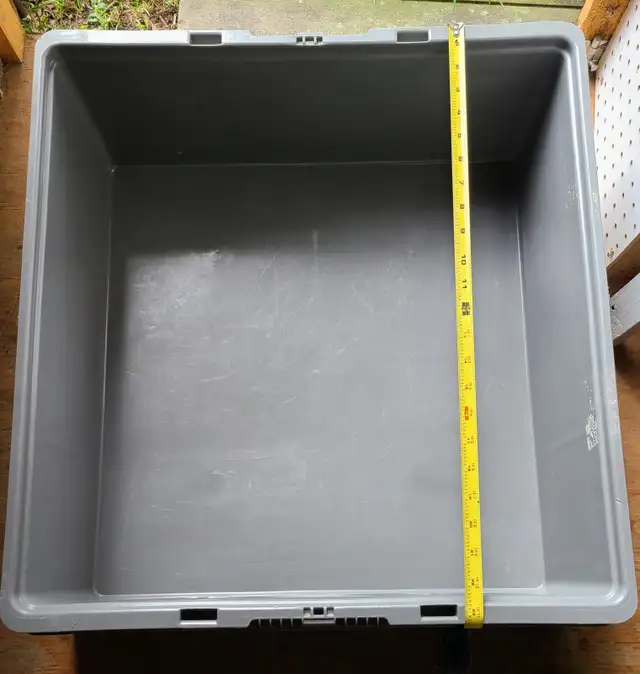 Heavy Duty Plastic Storage Crate