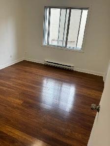 TRES GRAND 4 et demi a louer a Laval - 440/des laurentides - Photo 5