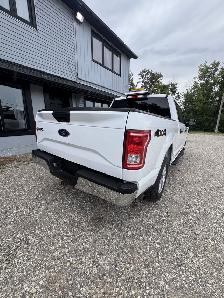 2017 Ford F-150 XLT CREW CAB — 4x4 — CERITFIED — - Photo 2
