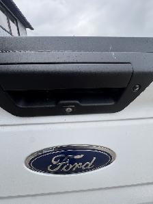2017 Ford F-150 XLT CREW CAB — 4x4 — CERITFIED — - Photo 4