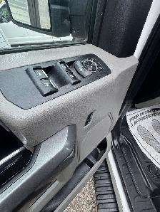2017 Ford F-150 XLT CREW CAB — 4x4 — CERITFIED — - Photo 9