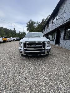 2017 Ford F-150 XLT CREW CAB — 4x4 — CERITFIED — - Photo 14