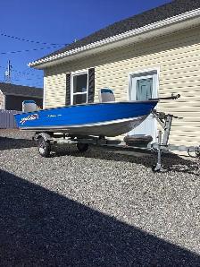 New 15 hp Honda outboard, 14 Princraft aluminum boat, trailer. - Photo 2