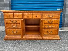 7 Drawer Dresser - Photo 7
