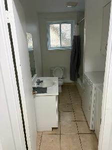 Beau grand 3 1/2 sous-sols electro et parking inclus 850$/mois - Photo 5
