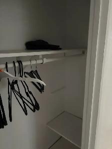 Beau grand 3 1/2 sous-sols electro et parking inclus 850$/mois - Photo 9