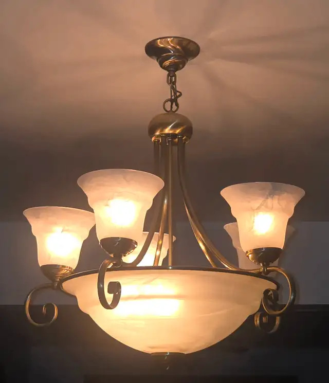 Lustre en bronze