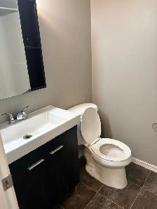 North Battleford- 3 Bedrooms House available for rent - Photo 2