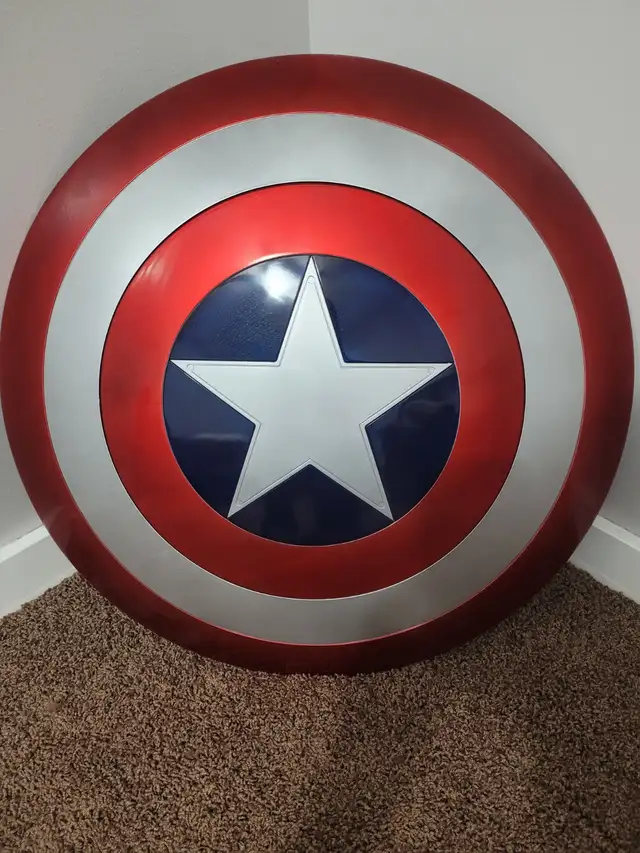 SHIELD CAPTAIN AMERICA LEGENDS SERIES