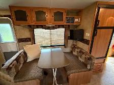 2009 Keystone Passport 27 foot Camper $2500 - Photo 7