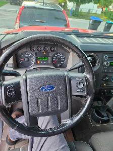 2010 Ford F350 6.8 V10 Gas Crew Cab Shortbox XLT - Photo 9