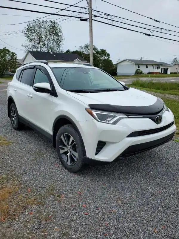 Toyota Rav4 LE 2018